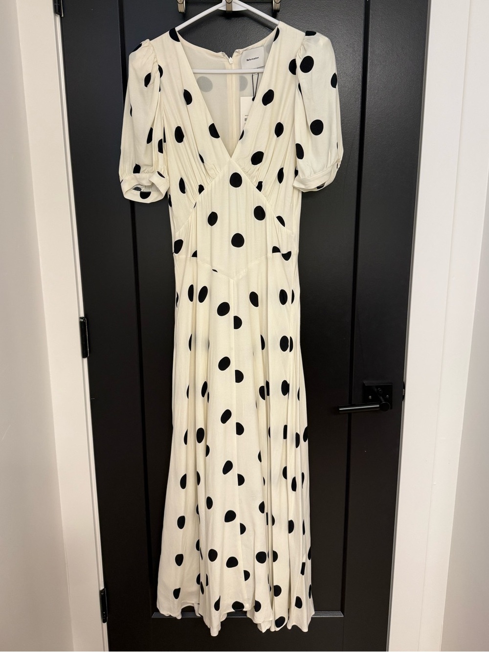 Reformation Naira Dress in Polka Dot - NWT Rare Sold Out Online Size 4 - Picture 4 of 6